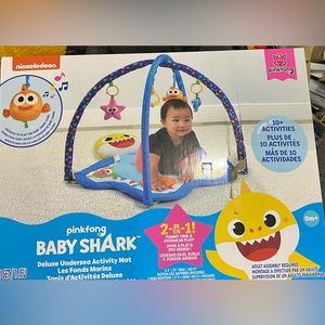 WowWee Baby Shark Deluxe Undersea Baby Activity Mat –